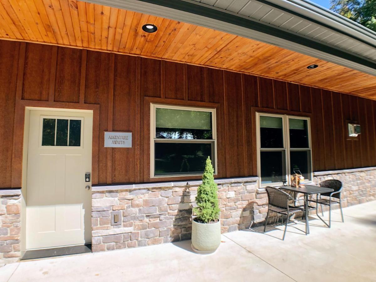 Sojourner'S Lodge & Log Cabin Suites Dundee Kültér fotó