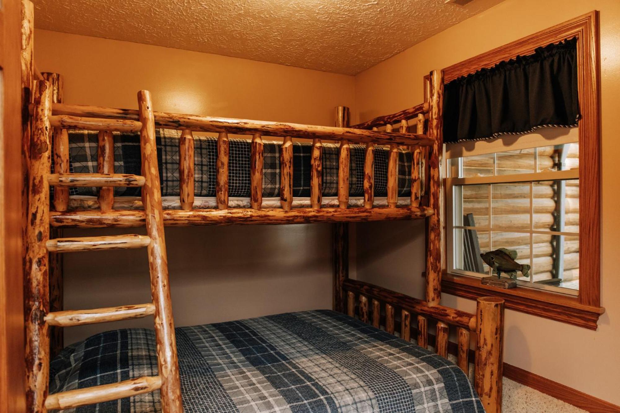 Sojourner'S Lodge & Log Cabin Suites Dundee Kültér fotó
